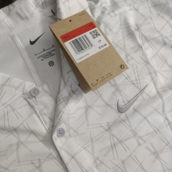 Nike PoloShirts - Picture 3 of 3